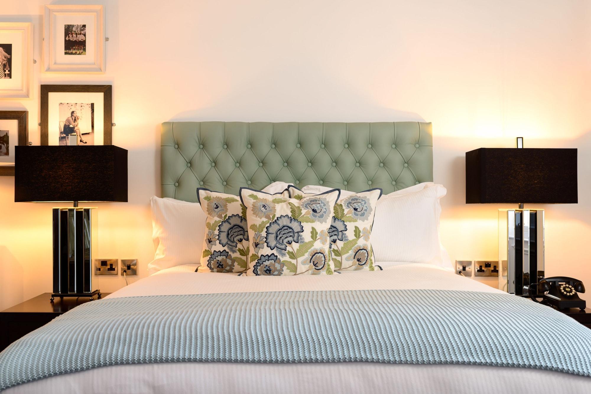 Black Ivy Edinburgh Luaran gambar