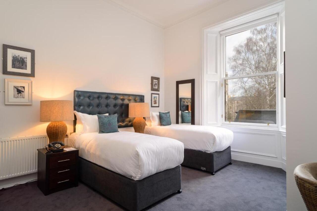 Black Ivy Edinburgh Luaran gambar